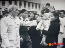 “Việc to cũng như việc nhỏ. Đảng và Chính phủ ta đều lo phục vụ lợi ích của Nhân dân”