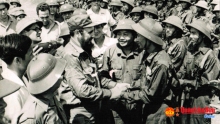 Chủ tịch Cuba, Fidel Castro thăm vùng giải phóng miền Nam vào tháng 9/1973.