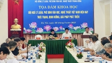Để tiếp tục phát triển lý luận, phê bình văn học, nghệ thuật trong thời kỳ mới