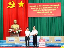 Thăm, chúc mừng Bộ Tư lệnh Vùng 5 Hải quân dịp Tết Giáp Thìn 2024