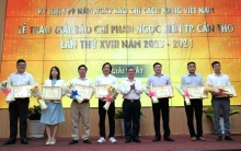 Xây dựng đội ngũ người làm báo giỏi chuyên môn, đạo đức nghề nghiệp trong sáng
