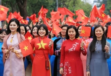 Phát huy vai trò của phụ nữ Việt Nam trong kỷ nguyên mới