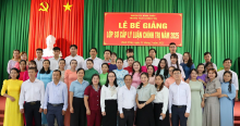 87 học viên hoàn thành Lớp Sơ cấp lý luận chính trị năm 2025