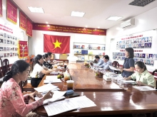Họp chi bộ