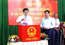 Cử tri TP Cần Thơ nô nức bước vào ngày hội lớn của toàn dân