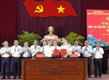 Thắt chặt tình quân dân, huy động sức mạnh tổng hợp bảo vệ chủ quyền biển đảo