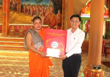 Thăm, chúc Tết Chôl Chnăm Thmây tại xã Trường Khánh, Long Phú và Tân Thạnh