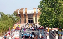 Đền thờ Vua Hùng TP Cần Thơ mở cửa đến 9 giờ tối, phục vụ cơm chay miễn phí dịp Giỗ Tổ