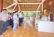 Về An Thạnh dâng hương nhớ Bác: Giữ lửa niềm tin trên đất cù lao
