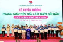 Tuyên dương những gương mặt trẻ tiêu biểu làm theo lời Bác