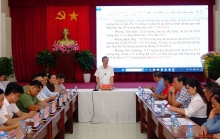 Đồng chí Phó Bí thư Thành uỷ, Chủ tịch UBND thành phố Cần Thơ đối thoại với các hộ dân bị ảnh hưởng Dự án nâng cấp, mở rộng Quốc lộ 91