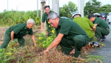 Thới Lai ra quân tạo cảnh quan sáng - xanh - sạch - đẹp chào mừng quốc khánh 02/9