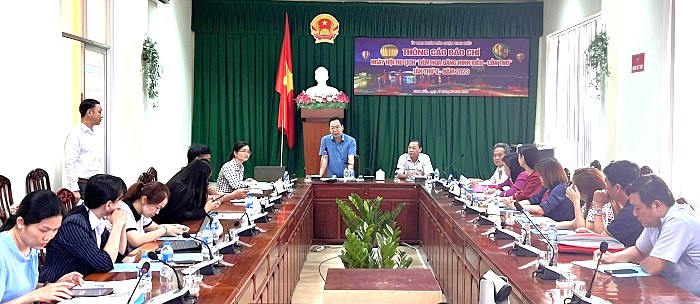 16 12 anh