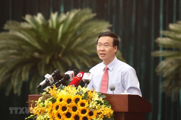 8 2 ong thuong
