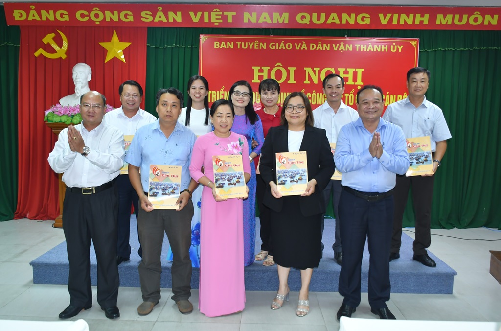 Ban Tuyên giáo và Dân vận Thành ủy Cần Thơ phân công nhiệm vụ và bổ nhiệm cán bộ, công chức