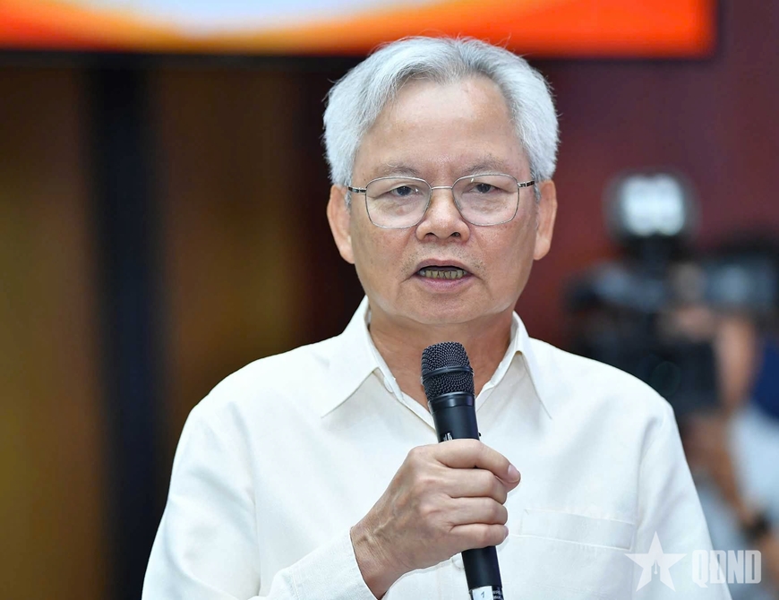 ta ngoc tan