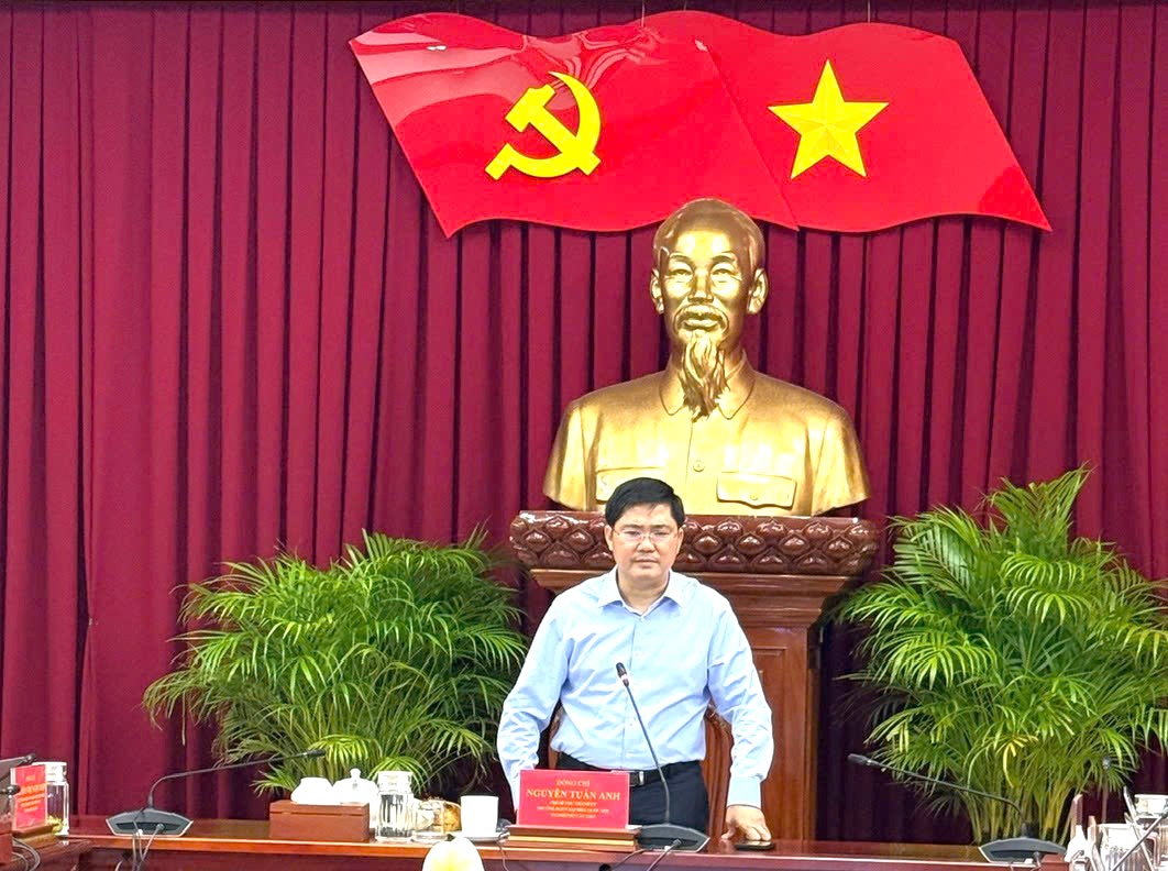 Khẩn trương hoàn thành xây dựng trang thông tin đối ngoại thành phố trong tháng 12/2025