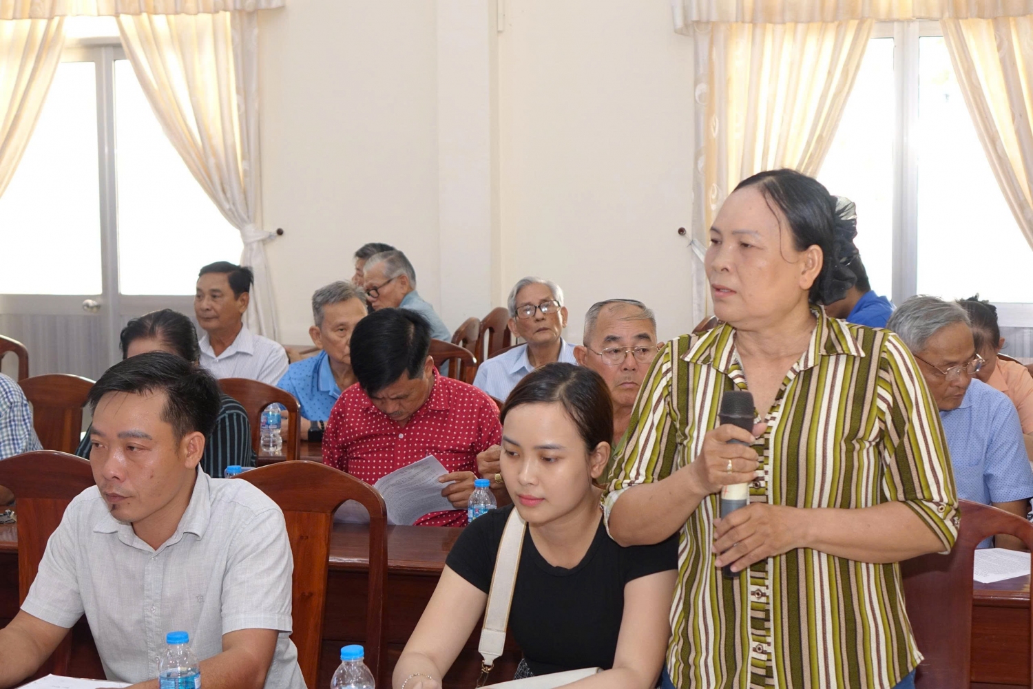 7 6 nguoi dan bt