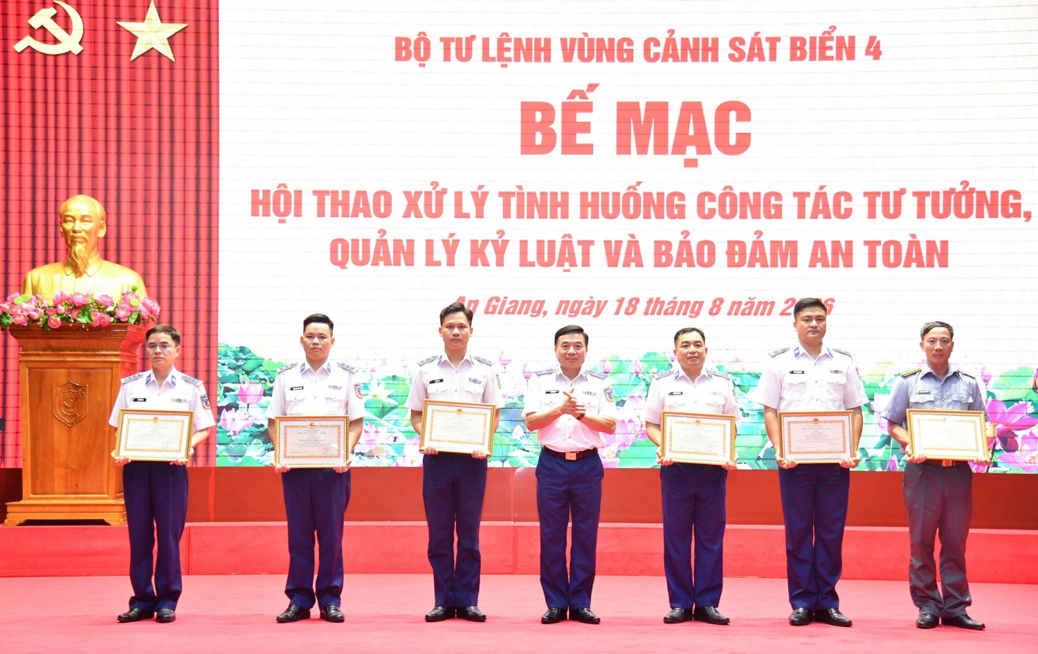 19 8 anh3